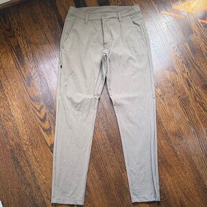 BYLT Premium Basics Everyday Pant 2.0 in a slim fit style